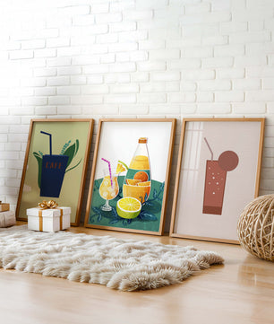Imágenes Minimalistas de Bebidas Exhibidas en Interiores