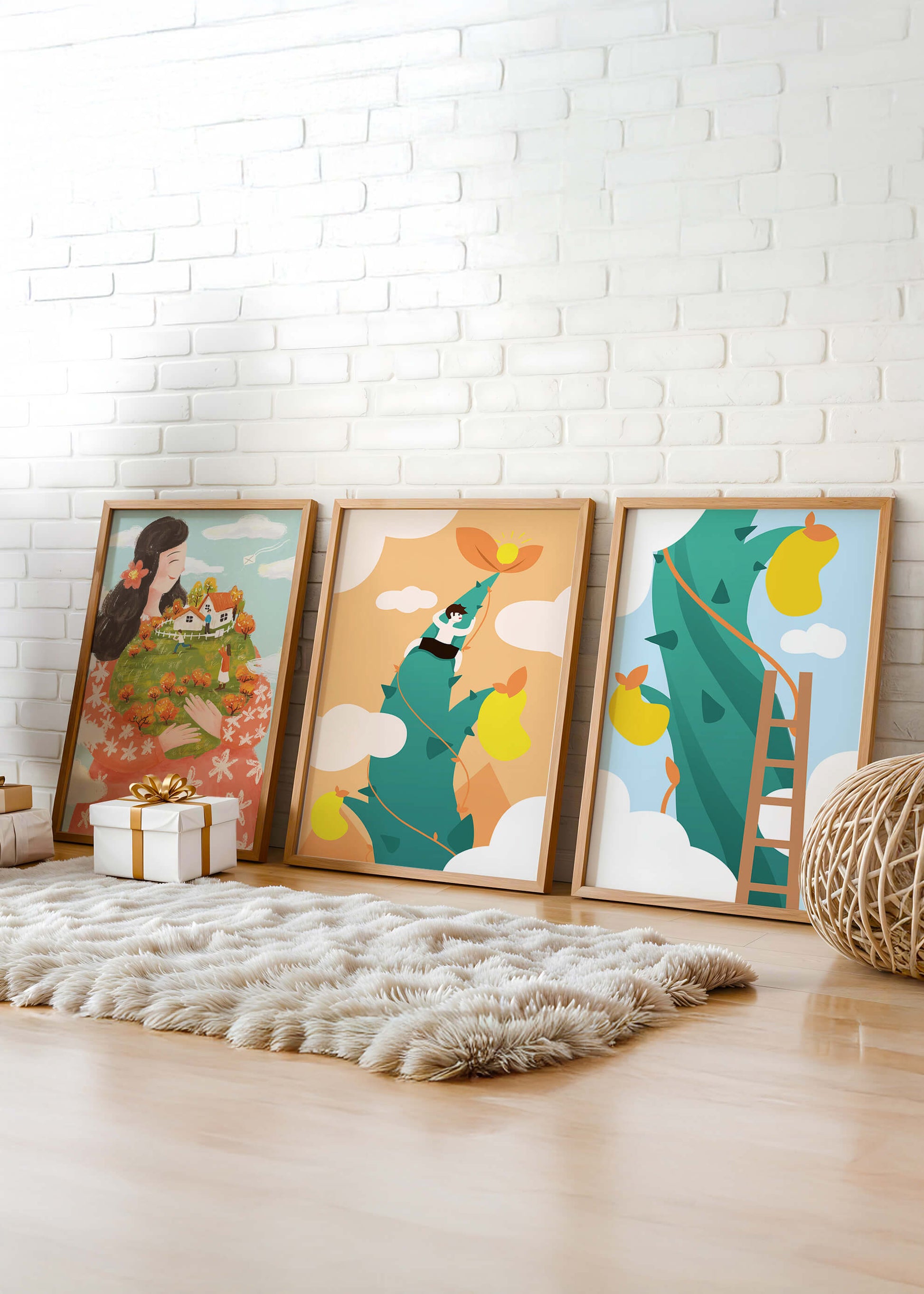 Ensemble de trois tableaux avec des illustrations colorées