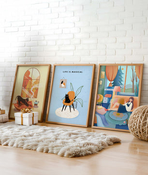 Triptyque d'art moderne avec des illustrations de chats et des scènes colorées