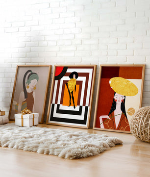 Conjunto De Ilustraciones Modernas Con Elementos Dorados En Pared Sin Marco