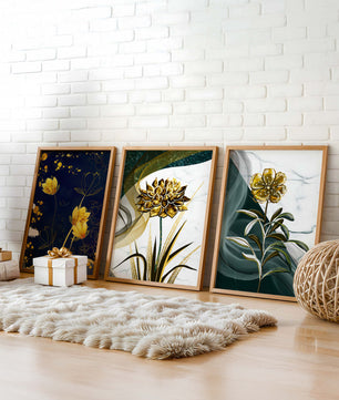 Décoration murale avec fleurs dorées sur des fonds artistiques