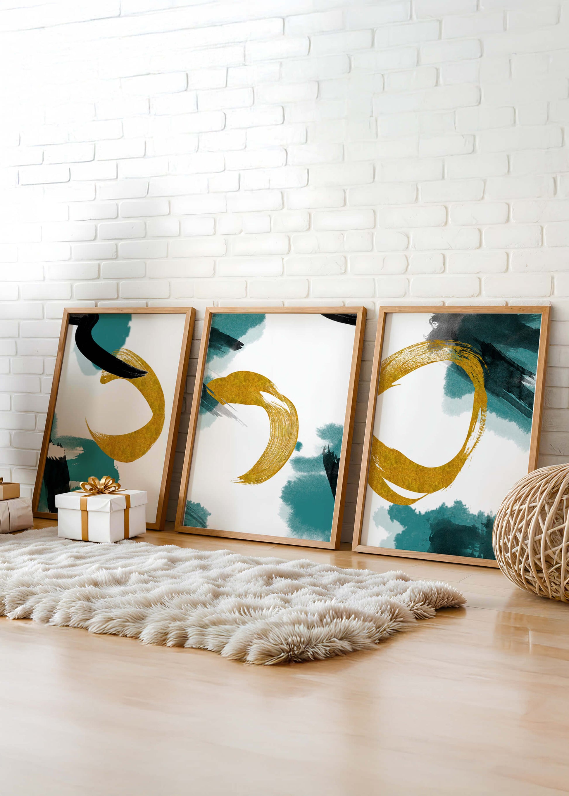 Decoración abstracta moderna sin marco con elementos dorados