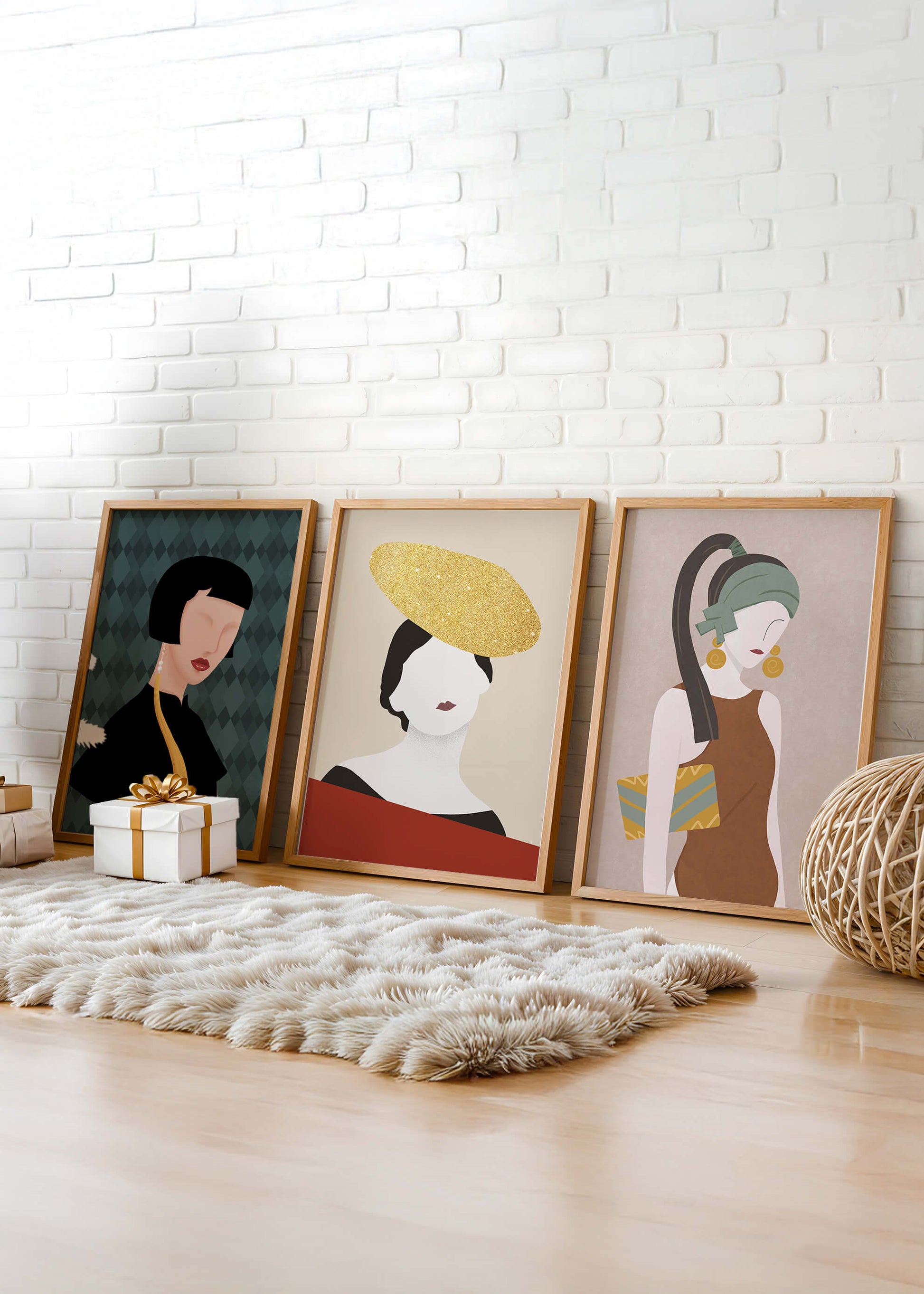 Trio de portraits modernes avec lignes douces et chapeaux exubérants