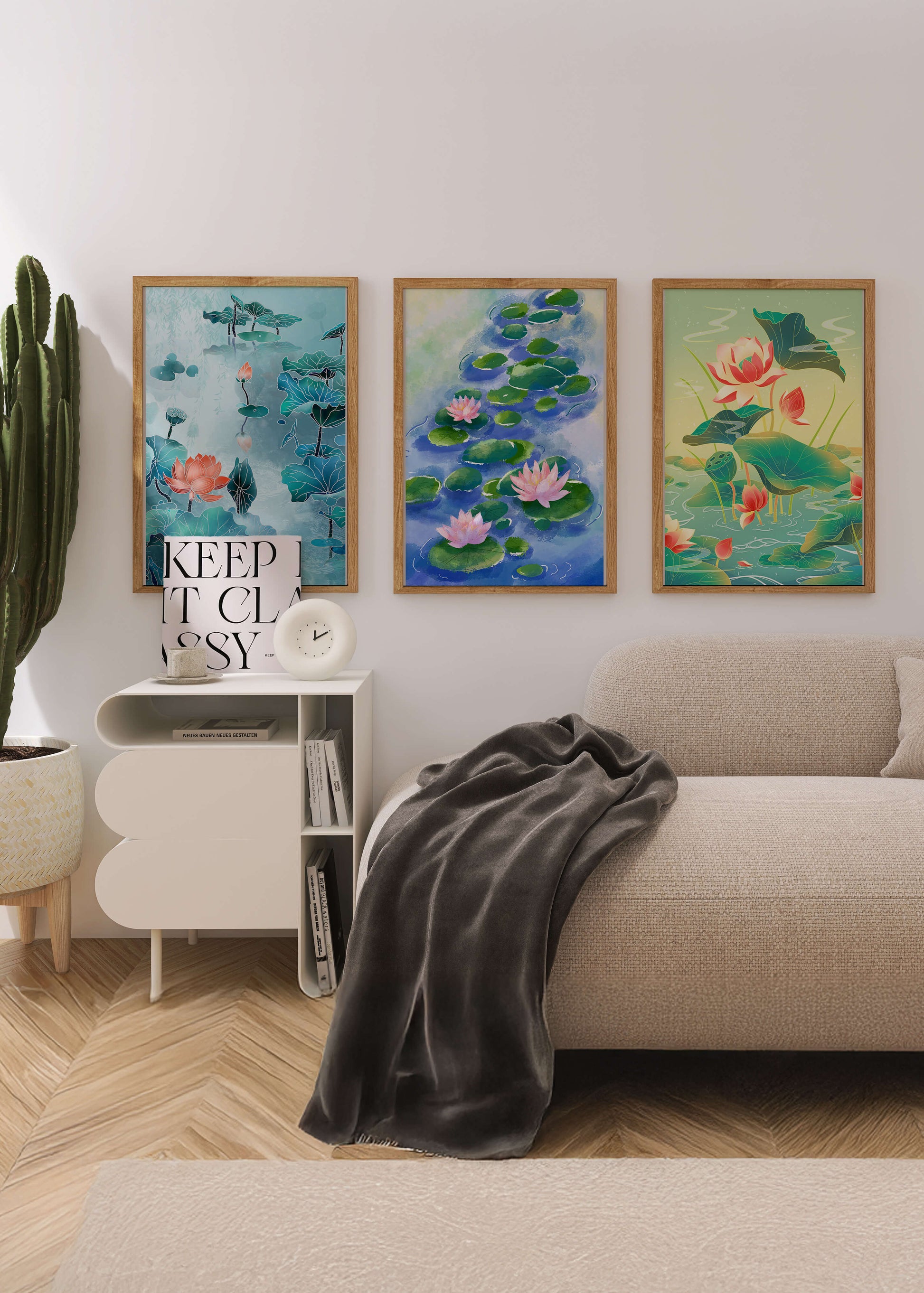 Tríptico de acuarelas de flores de loto en diseño moderno