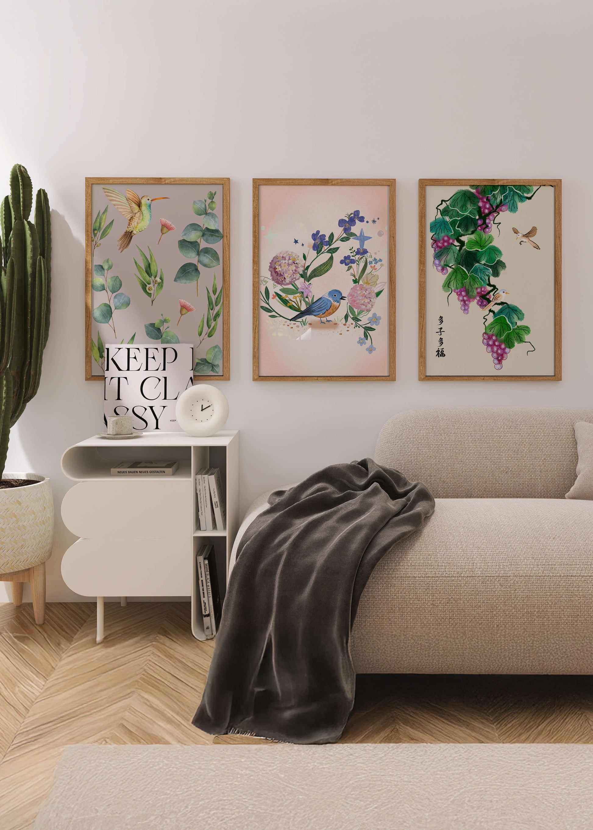 Ensemble de trois œuvres d'art avec des motifs naturels et des oiseaux