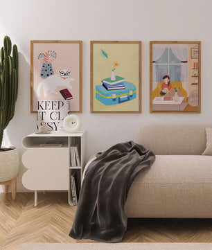 Triptyque moderne avec illustrations d’intérieurs et d’animaux