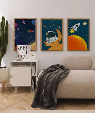 Ensemble d’images d’espace avec astronaute et fusée