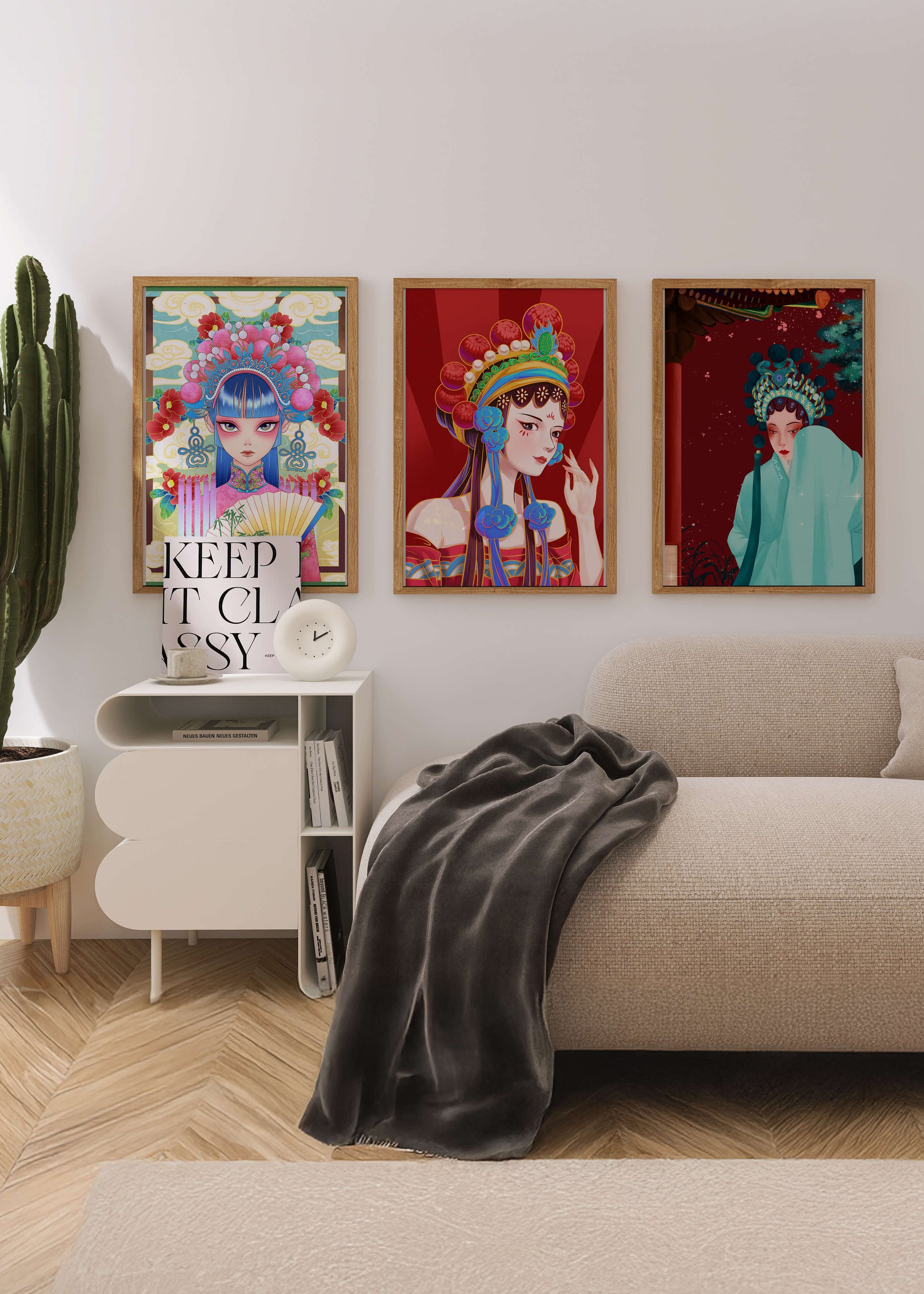 Set De Tres Ilustraciones Coloridas De Mujeres Con Tocados Tradicionales Asiáticos