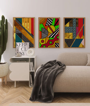 Composition d'art abstrait avec des éléments géométriques et dorés