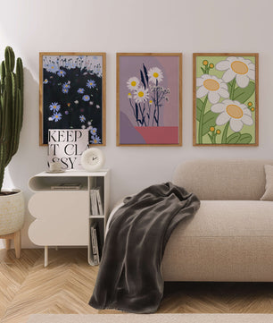 Tríptico De Arte Floral Con Margaritas En Colores Pastel