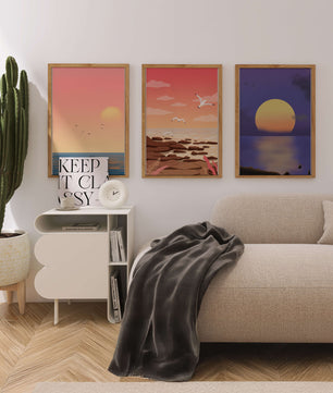 Ensemble de tableaux avec des paysages au coucher et au lever du soleil