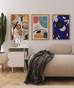 Ensemble de Trois Œuvres d’Art Abstrait aux Couleurs Vibrantes