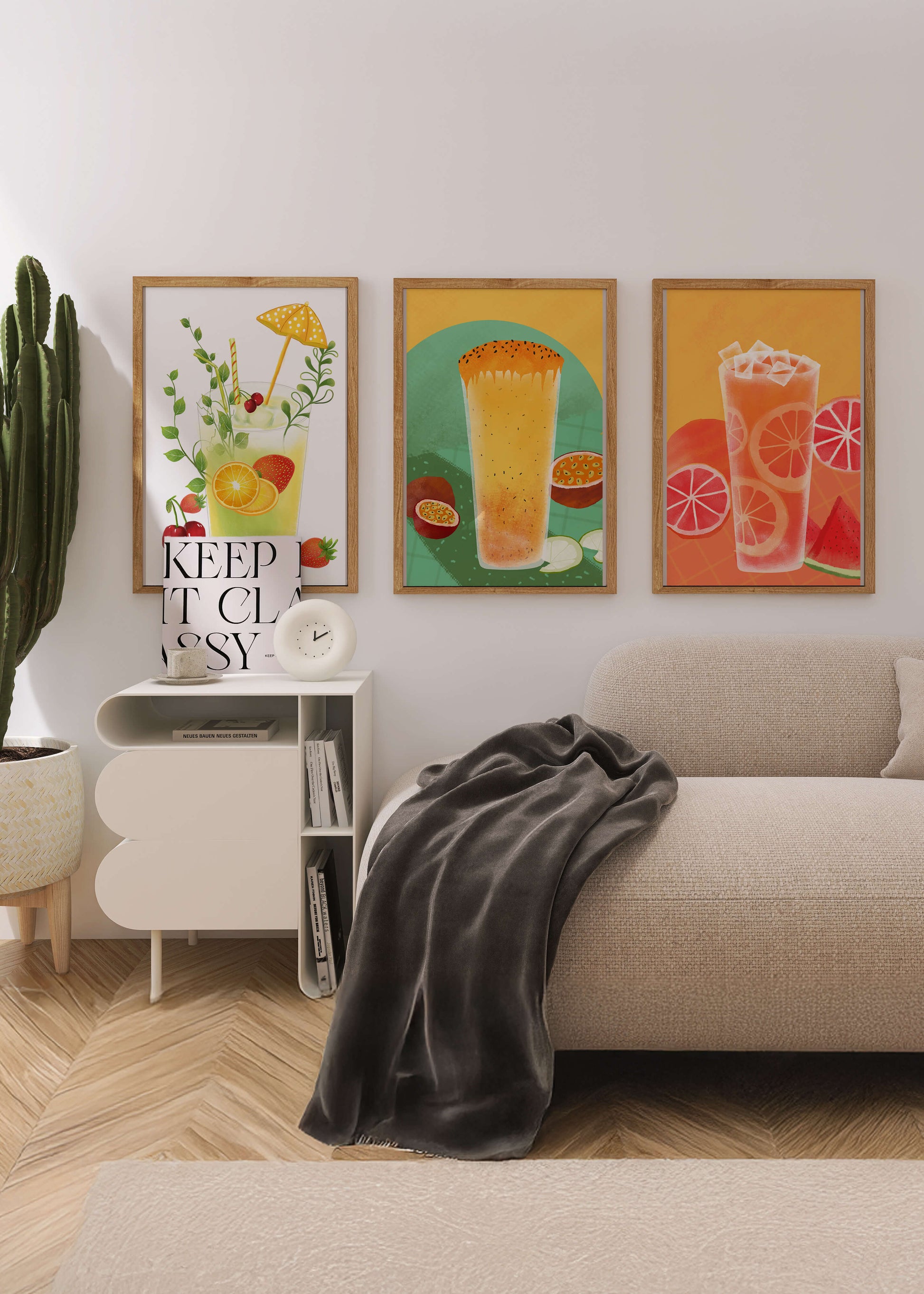 Set moderner tropischer Getränke-Kunstwerke im illustrativen Stil
