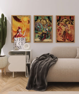 Triptyque d’art fantastique avec des figures mythiques dans des cadres dorés