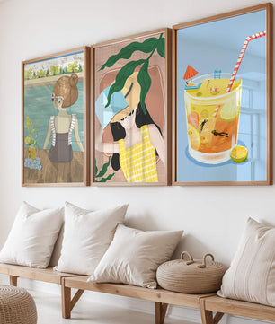 Conjunto De Tres Ilustraciones Modernas Con Temática De Playa En Marcos De Madera