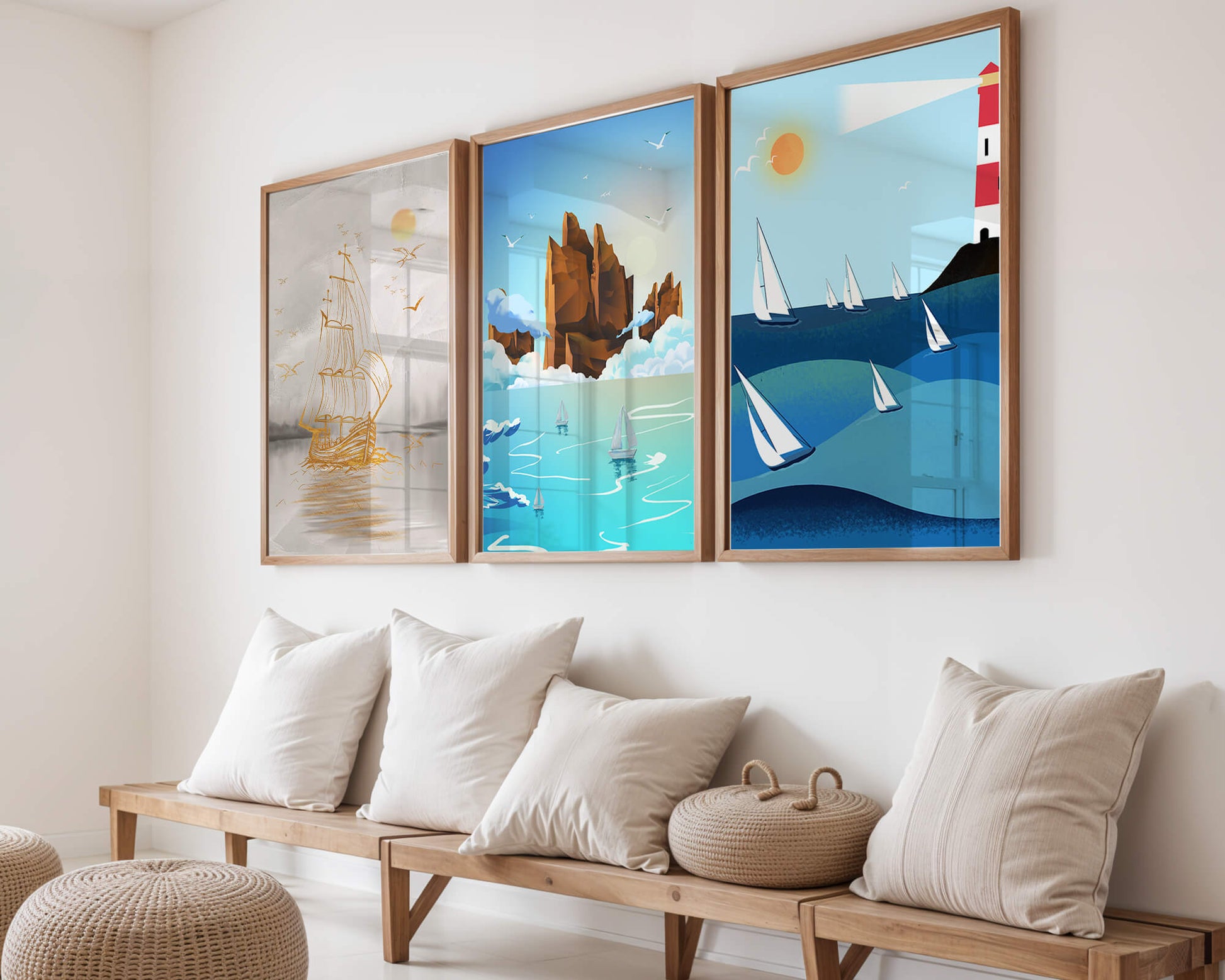 Triptyque de paysages marins avec bateaux et phare
