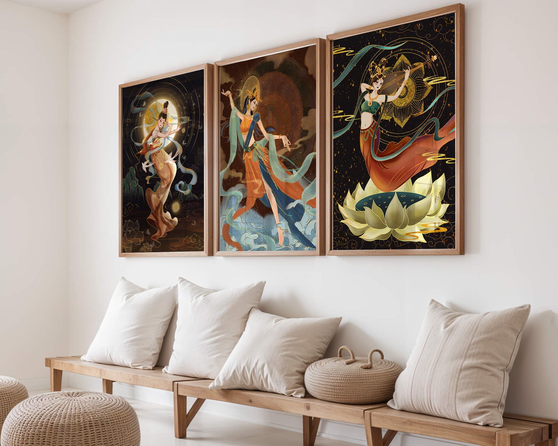 Arte De Deidades Mitológicas En Estilo Oriental Con Detalles Dorados