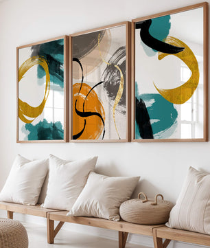 Art abstrait sur toiles avec des détails dorés