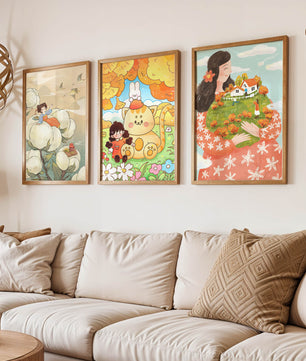 Art coloré pour enfants avec des dessins d'enfants et d'animaux dans des cadres en bois