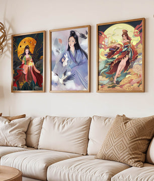 Triptyque d'art asiatique de style anime exposé sur un mur