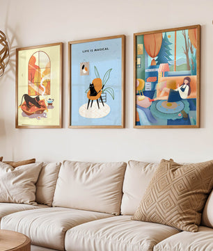 Triptyque d'art moderne avec des illustrations de chats et des scènes colorées