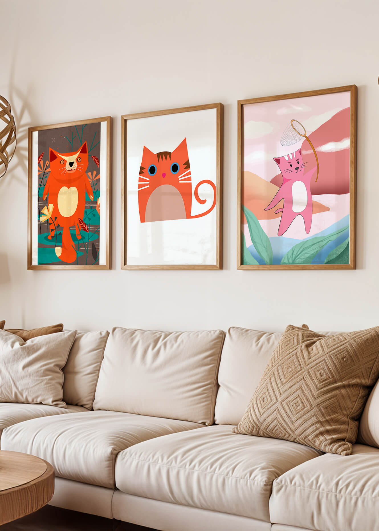 Tríptico De Ilustraciones De Gatos En Diseños Modernos