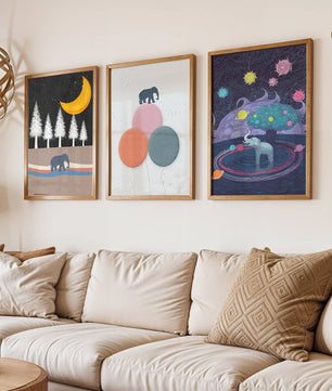 Triptyque d’illustrations avec des motifs d’éléphants et de paysages fantastiques