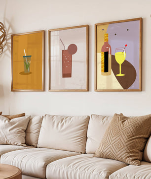 Illustrations minimalistes de boissons dans des cadres en bois
