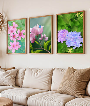 Ensemble de tableaux avec fleurs roses, papillon et hortensias