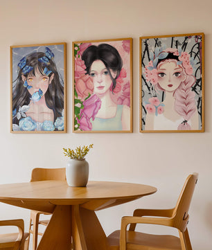 Arte De Mujeres Con Flores En Lienzos De Alta Calidad
