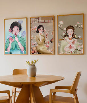 Conjunto De Impresiones Artísticas De Mujeres Estilo Retro Con Elementos Dorados