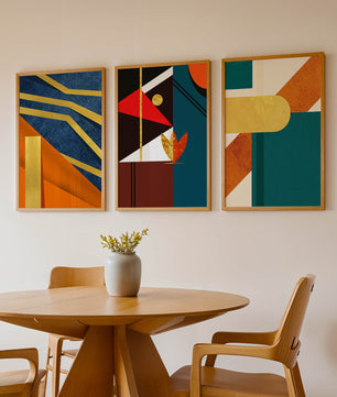 Ensemble d’art abstrait coloré avec des éléments dorés