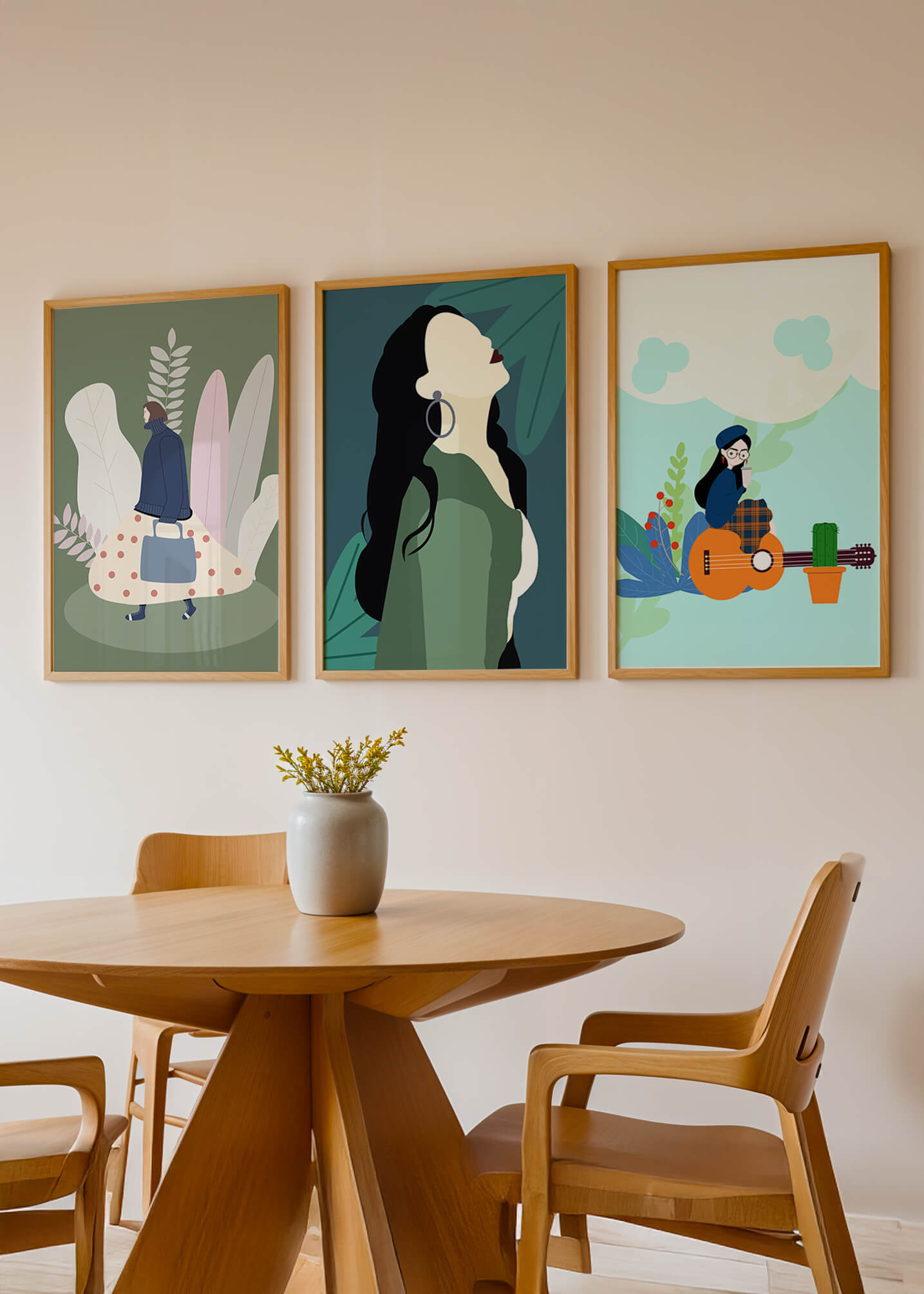Triptyque d’Illustrations Modernes avec Figures Féminines