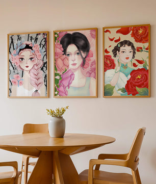 Ensemble de portraits féminins avec des fleurs dans un style artistique moderne