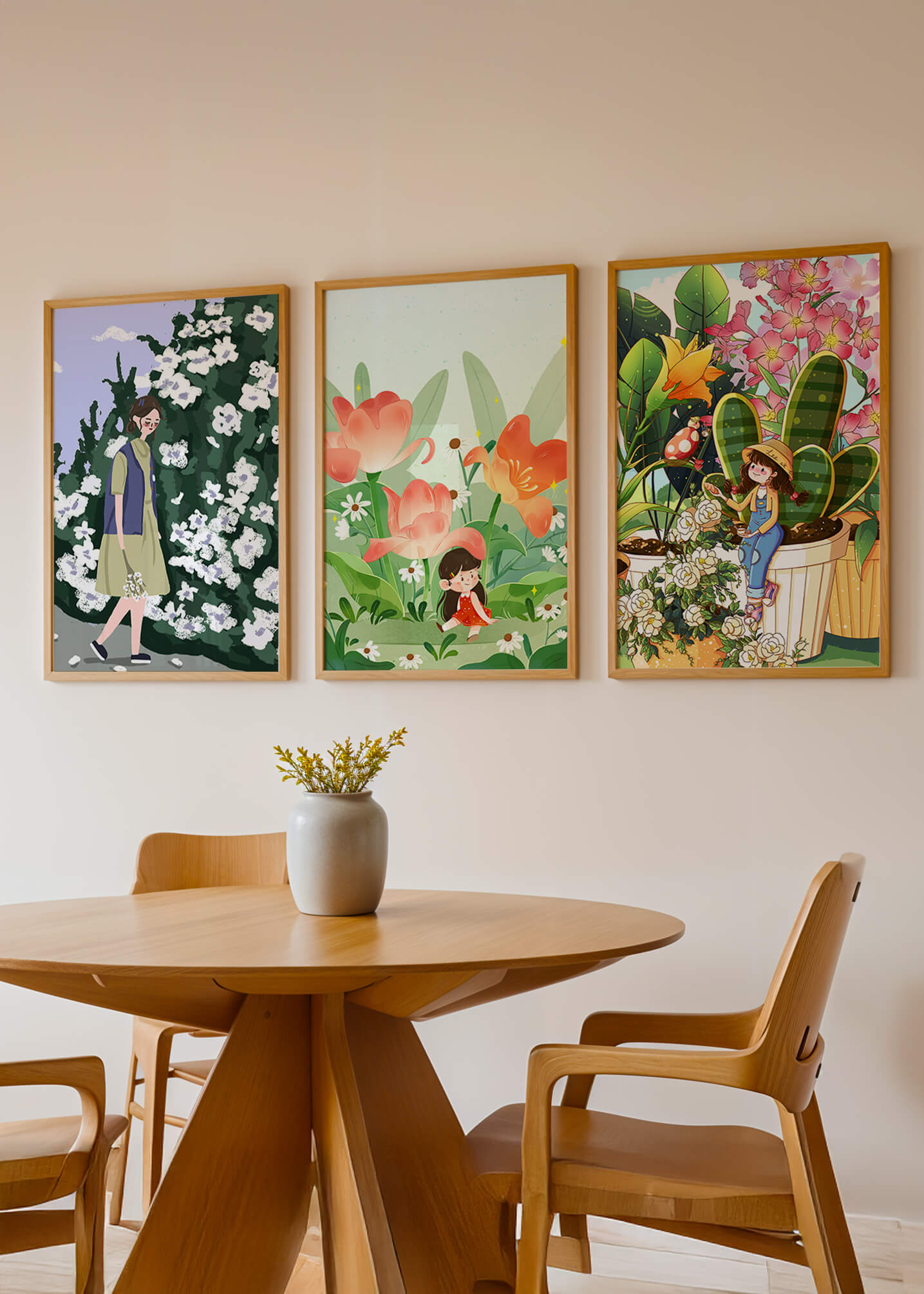 Tríptico de Ilustraciones Florales y Personajes