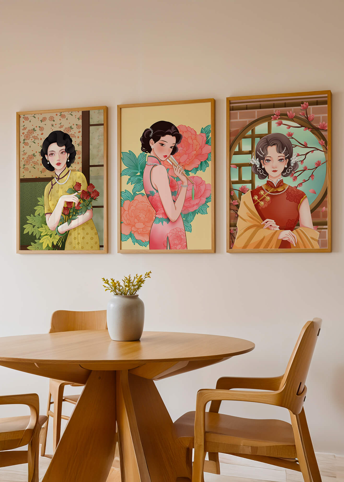 Conjunto de Tres Ilustraciones de Mujeres con Estilo Asiático Clásico