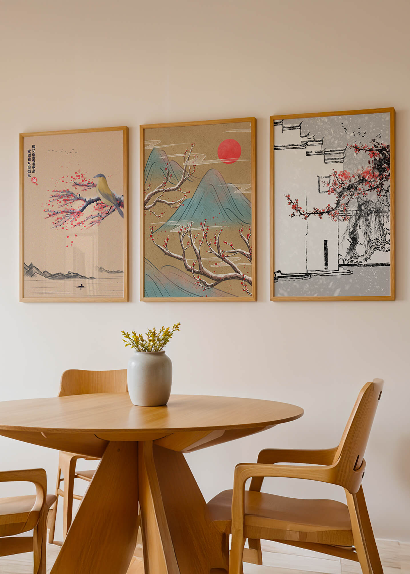 Tríptico Estilo Japonés con Pájaro, Paisaje de Montañas y Árbol en Flor