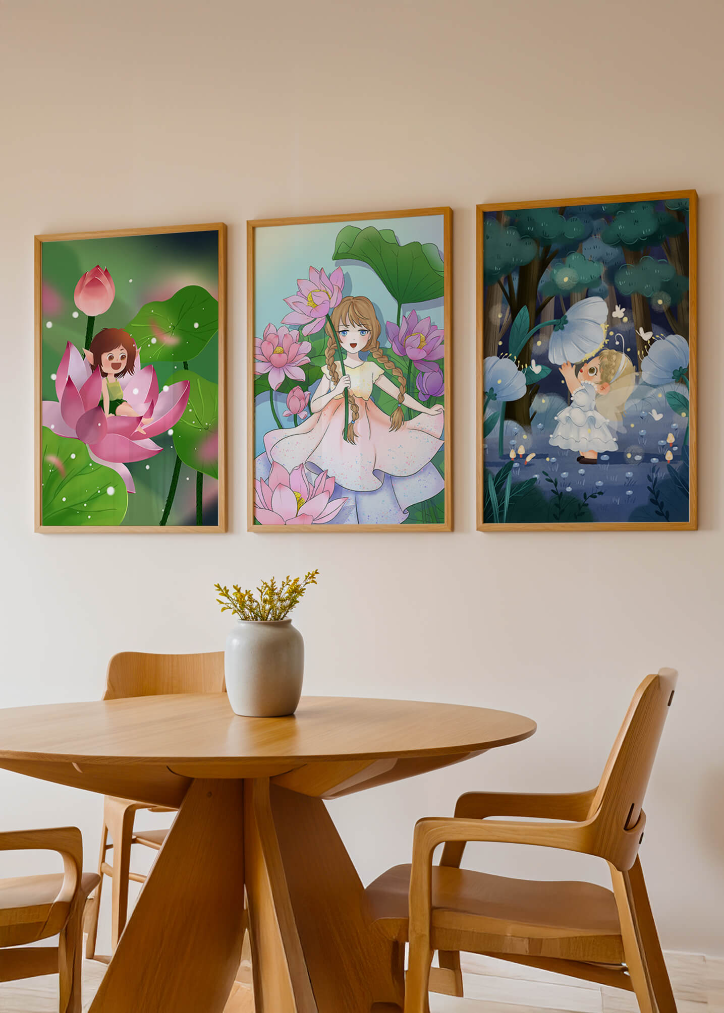 Triptyque enfantin d'art fantastique avec des filles parmi les fleurs