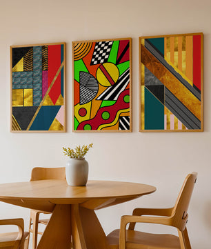 Composition d'art abstrait avec des éléments géométriques et dorés