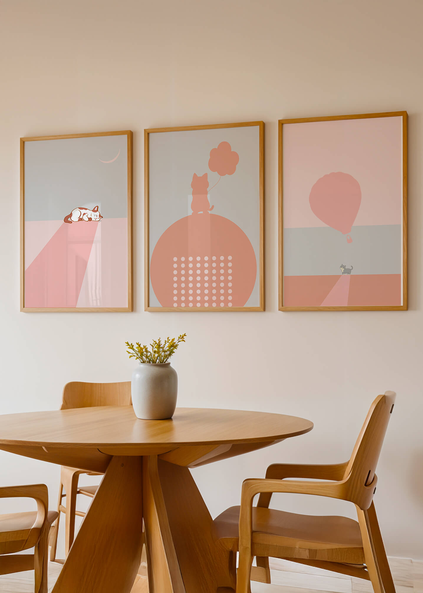 Triptyque minimaliste avec chats et ballon en ton rose