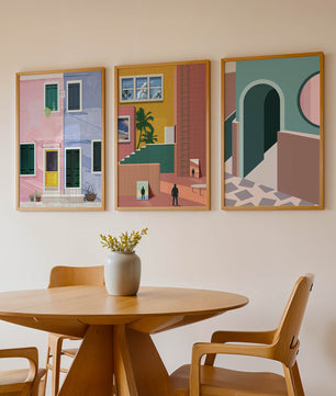 Ensemble de tableaux modernes avec architecture colorée