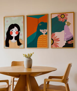 Art moderne coloré en trois designs verticaux