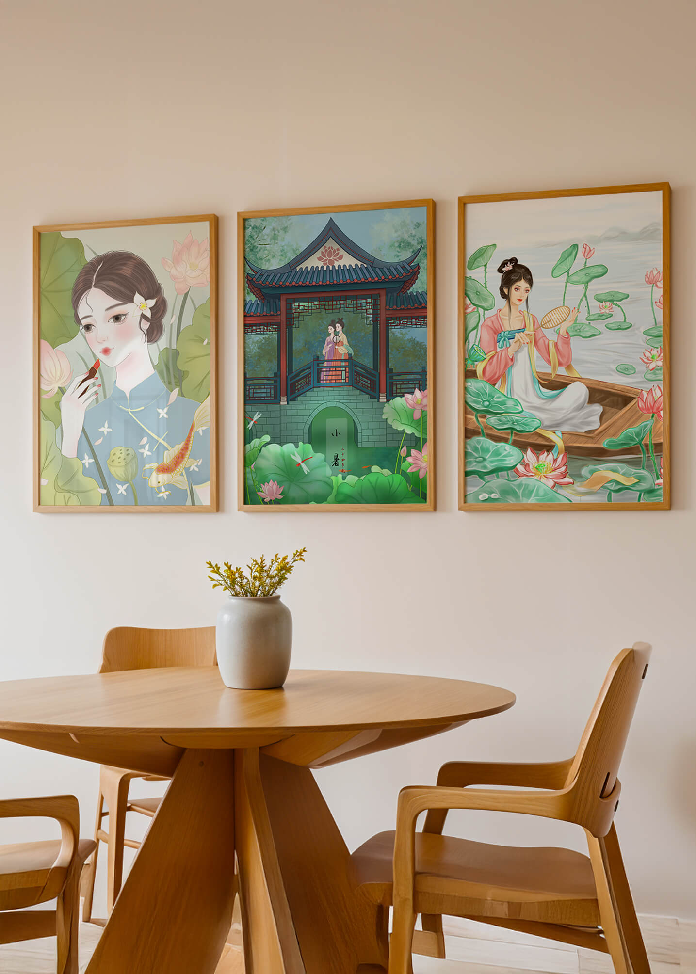 Exhibición de Tres Ilustraciones con Temática Oriental