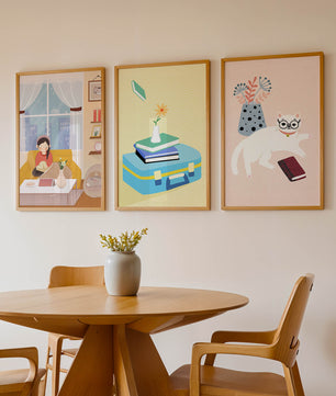 Triptyque moderne avec illustrations d’intérieurs et d’animaux