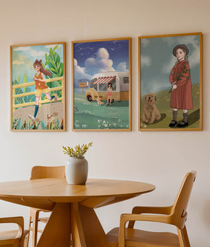 Conjunto de cuadros ilustrativos sin marco en ambiente moderno