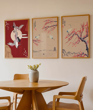 Ensemble de trois toiles avec grues et motifs naturels dans un style asiatique