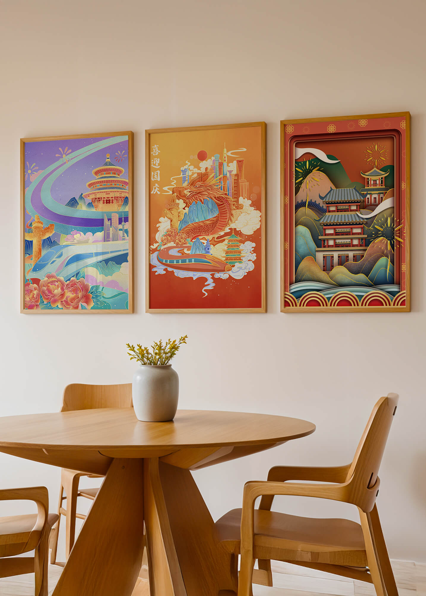 Piezas de Arte Cultural con Elementos Asiáticos y Motivos Tradicionales