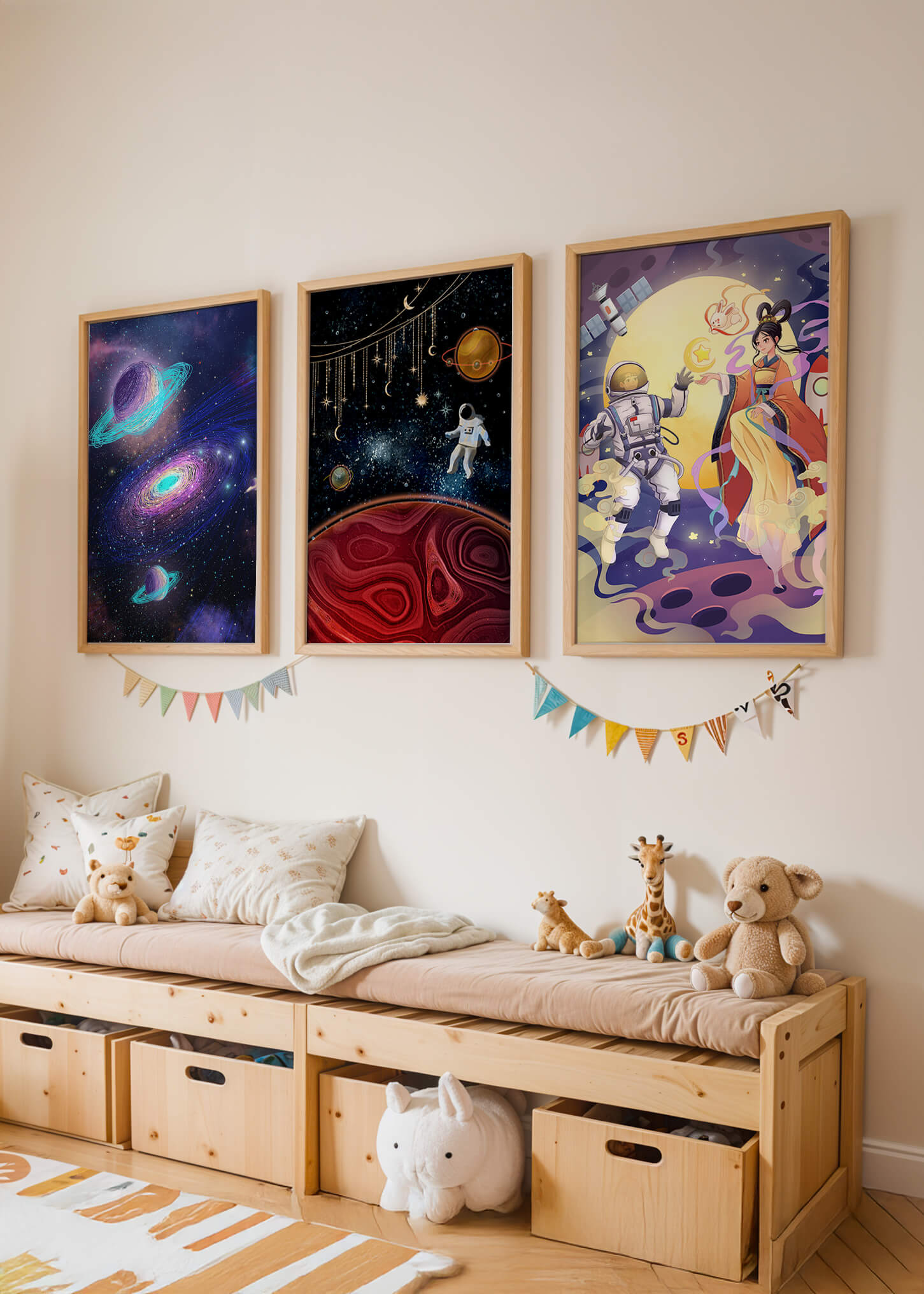 Tríptico De Arte Espacial Con Astronautas En Impresión De Alta Calidad