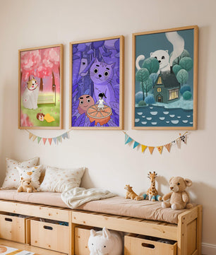 Triptyque d’illustrations de chats dans des paysages magiques