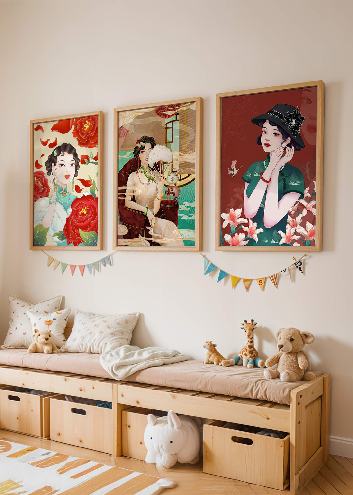 Tríptico de Arte de Mujeres en Colores Vibrantes